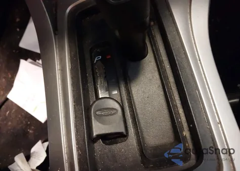 2009 Ford Focus Se z USA, uszkodzony, nr VIN 1FAHP35N39W170616